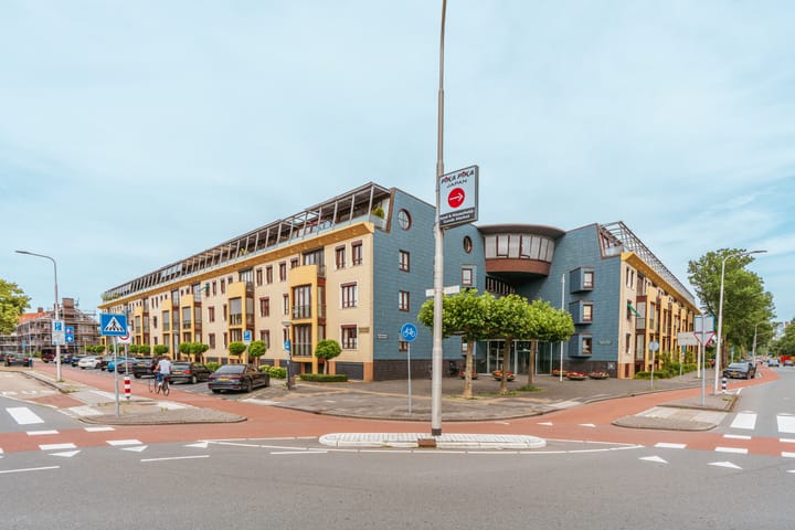 Rembrandtweg 212 in Amstelveen photo
