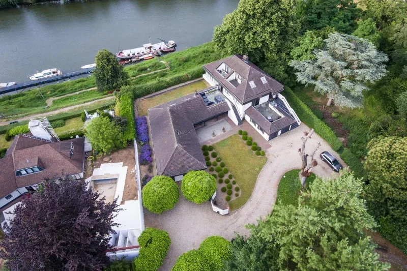 Office photo of REMPORT VASTGOED