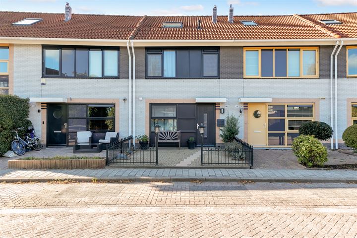 Renoirhof 140 in Hoorn Foto