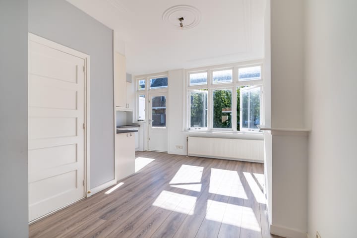 Rhenenstraat 114 in 's-Gravenhage