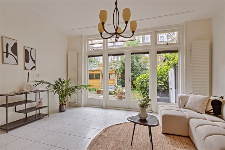 Rhenenstraat 98 in 's-Gravenhage foto