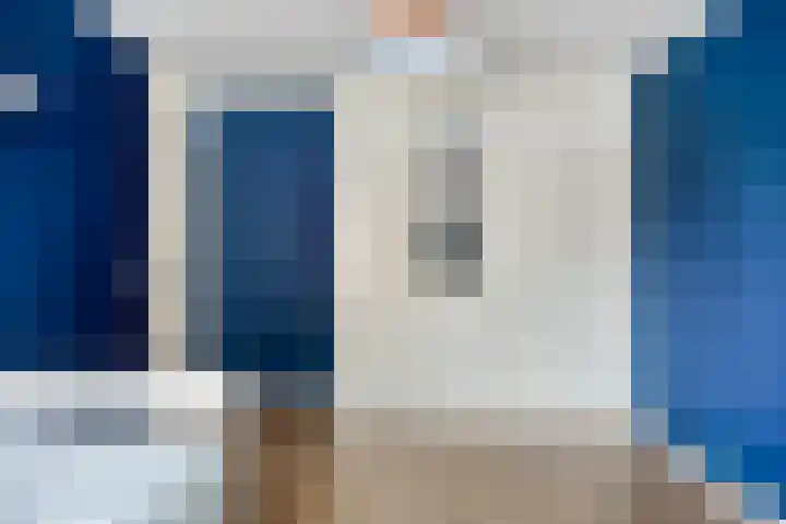 Ridderspoor 10 Zwaag thumbnail 15