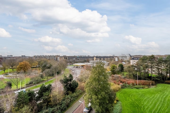 Ridderspoorweg 154 in 's-Gravenhage foto