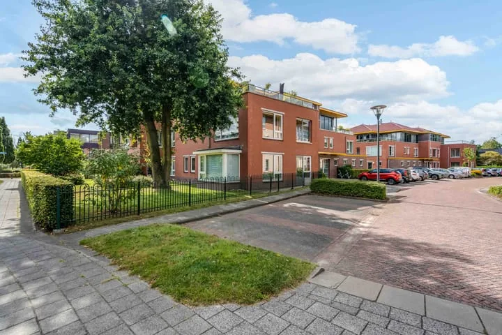Riemsnijder 35 Roden foto 3