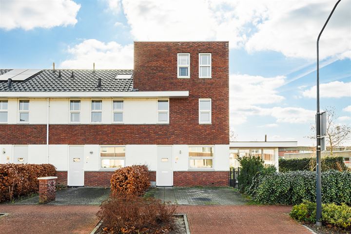 Rigastraat 43 en Lelystad foto