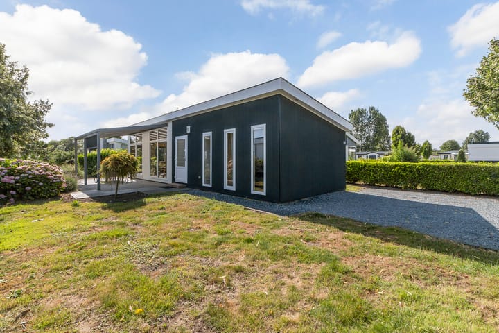 Rijksstraatweg 186-122 en Dordrecht foto