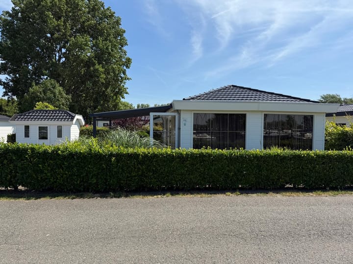 Rijksstraatweg 186-272 dans Dordrecht photo