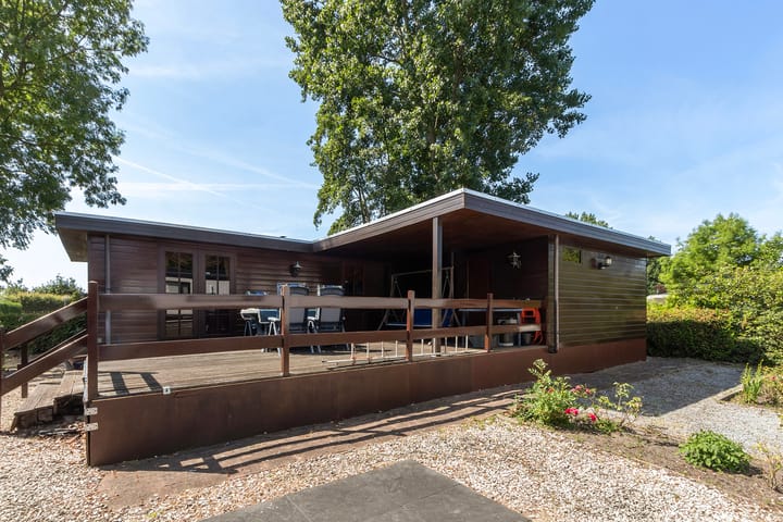 Rijksstraatweg 186-484 en Dordrecht foto