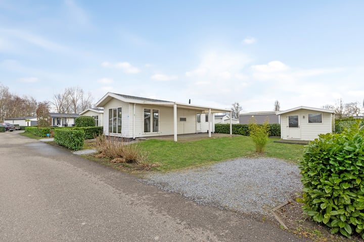 Rijksstraatweg 186-524 in Dordrecht Foto