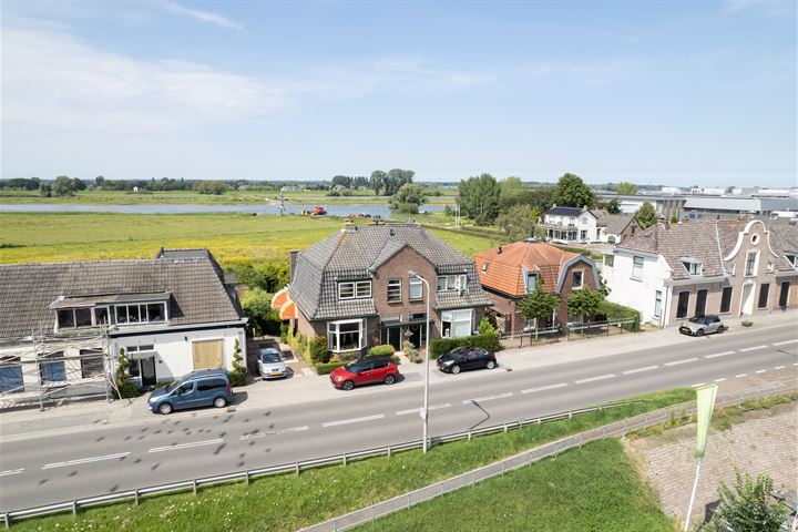 Rijksstraatweg 19 in Olst Foto