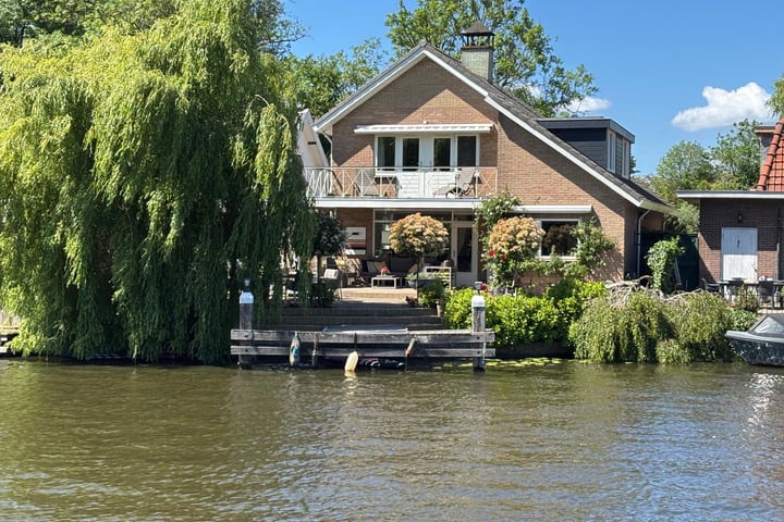 Rijksstraatweg 32 in Nieuwersluis Foto