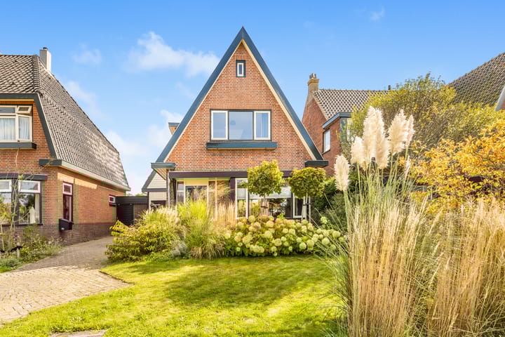 Rijksweg 182 in Limmen photo