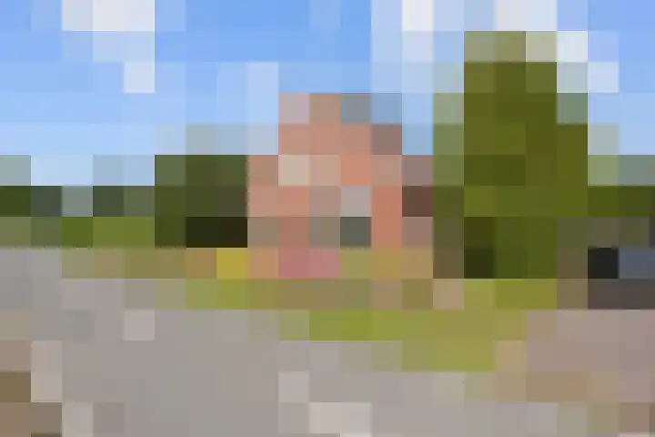 Rijksweg 45 Ten Boer thumbnail 4