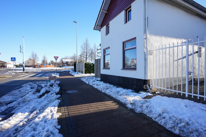 Rijksweg 86 in Margraten foto