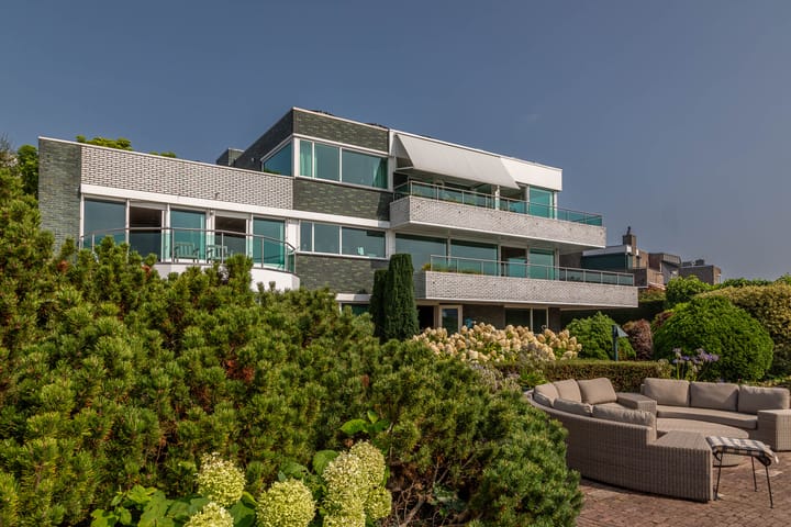 Photo of property Rijsdijk 8, Krimpen aan de Lek