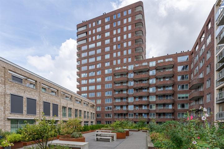 Rinus Michelslaan 263 in Amsterdam foto