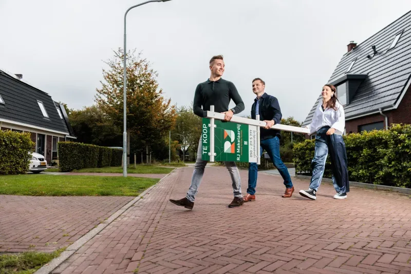 Bürofoto von RJ Makelaardij