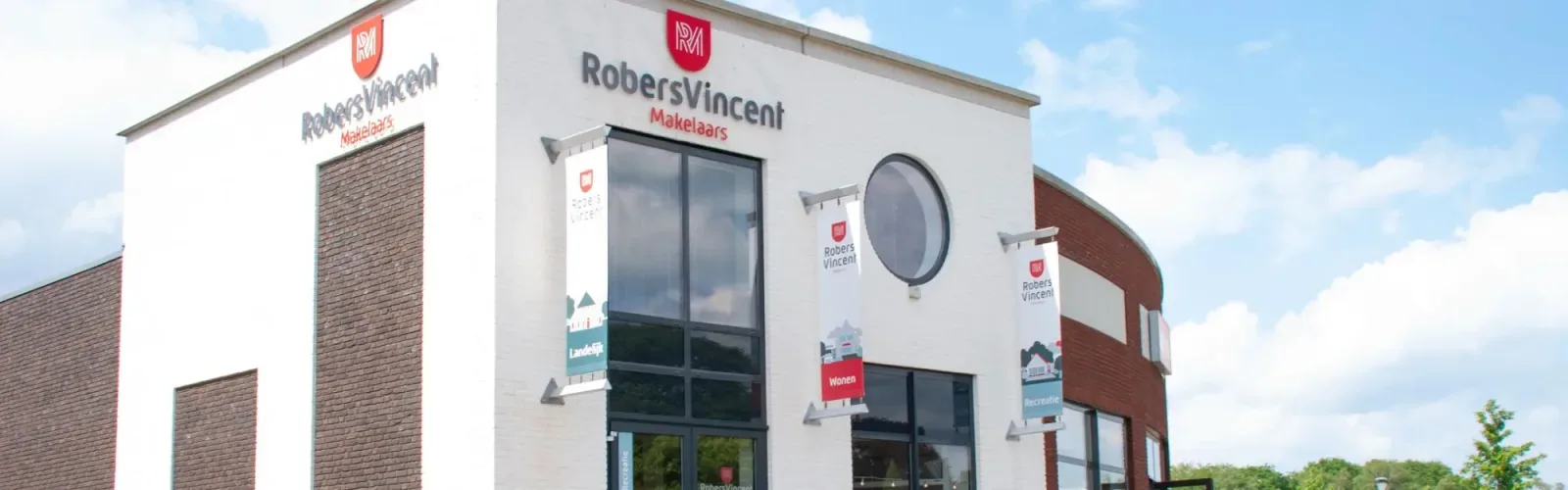 Team photo of RobersVincent Makelaars