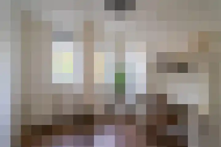 Robert Stolzhof 210 Hoorn thumbnail 18