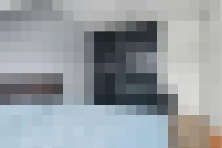 Robert Stolzhof 217 Hoorn thumbnail 23