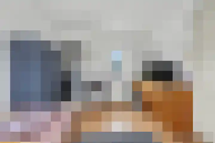 Robert Stolzhof 217 Hoorn thumbnail 30