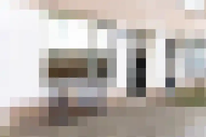 Robert Stolzhof 289 Hoorn thumbnail 12