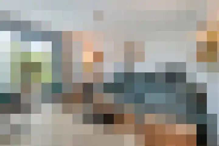Robert Stolzhof 53 Hoorn thumbnail 8