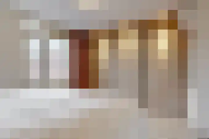 Robert Stolzhof 83 Hoorn thumbnail 14