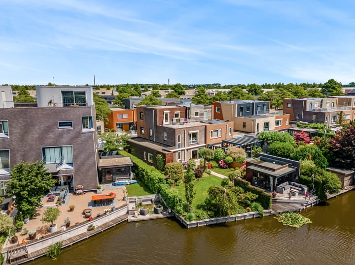 Rode Ring 187 in Assendelft Foto