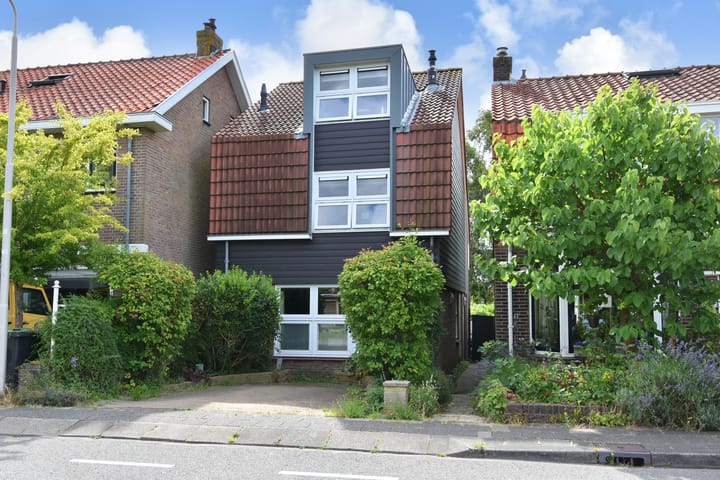 Photo of property Rodenrijseweg 271, Berkel en Rodenrijs