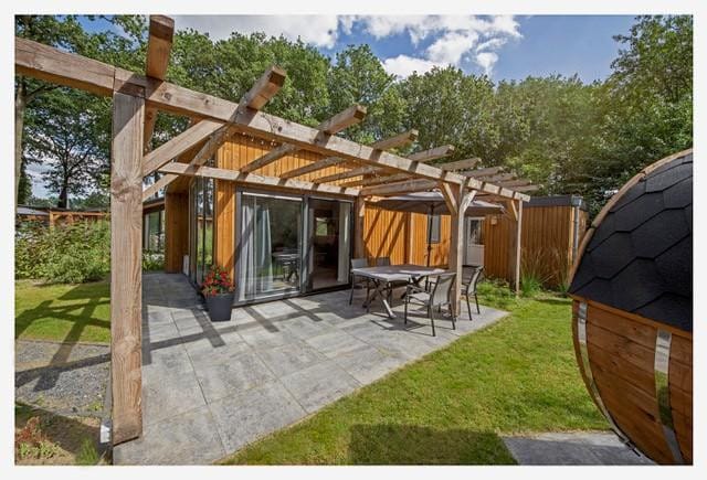 Roekelseweg 48R-180 in Wekerom Foto