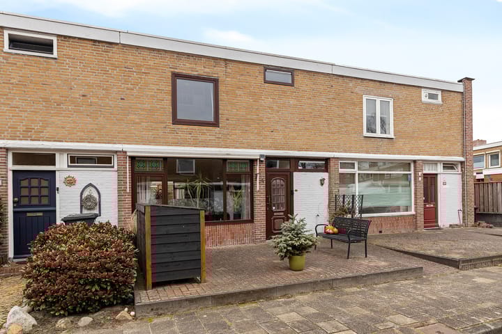 Photo of property Roemer Visscherstraat 4, Hoogezand