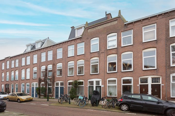 Roerstraat 21 en 's-Gravenhage foto