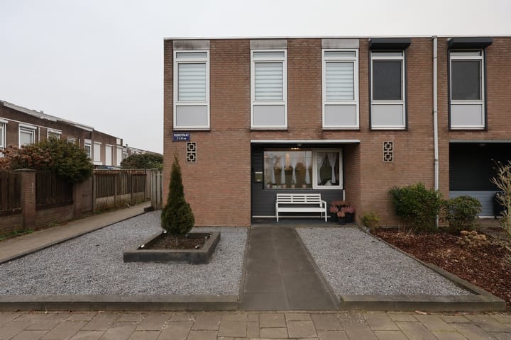 Photo of property Rogstraat 12, Helmond