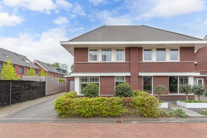 Rohéstraat 12 in Noordwolde