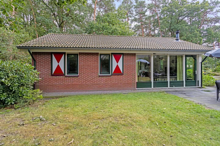 Rolderstraat 11A-295 in Borger