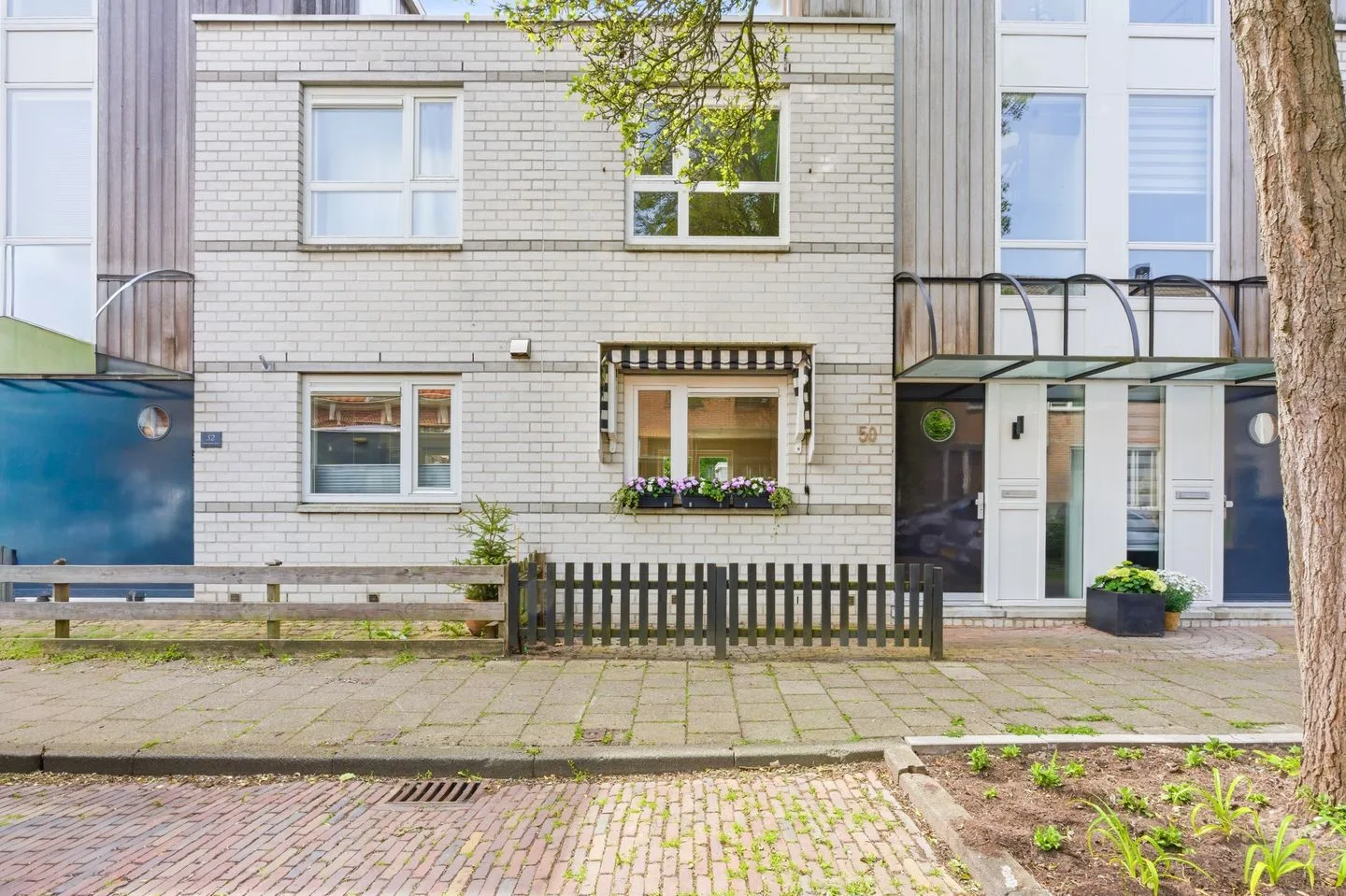 Romolenstraat 50 en Haarlem