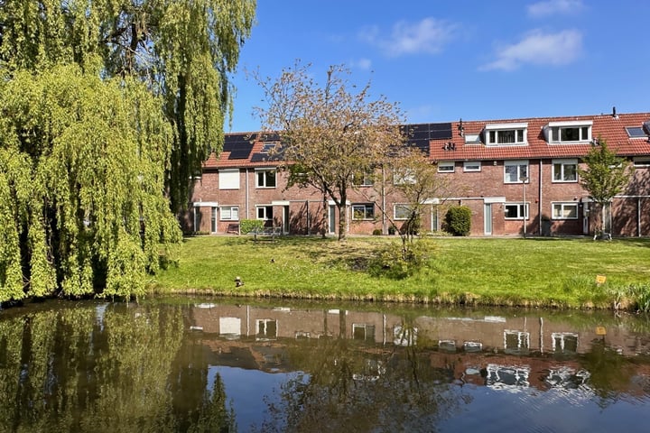 Roosje Vosstraat 16 en Alphen aan den Rijn foto