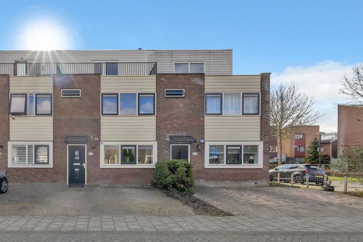 Rosa Spierplantsoen 153 in Heerhugowaard photo