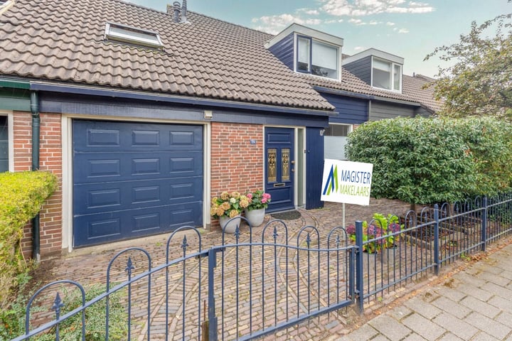 Rossinistraat 128 en Heemskerk foto