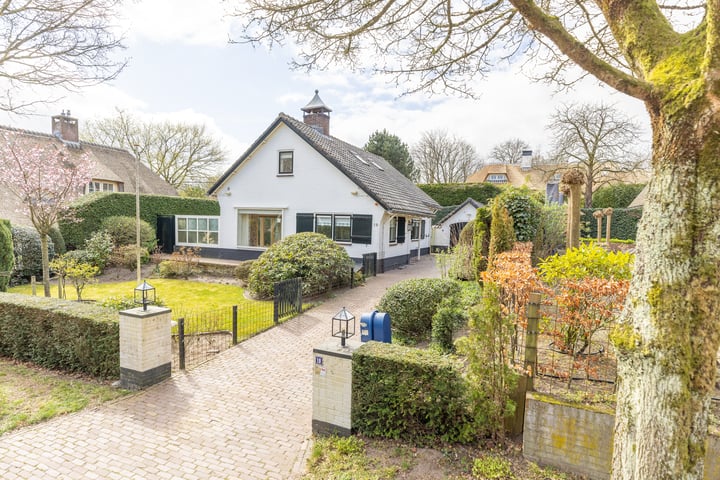 Rotondeweg 19 en Blaricum foto