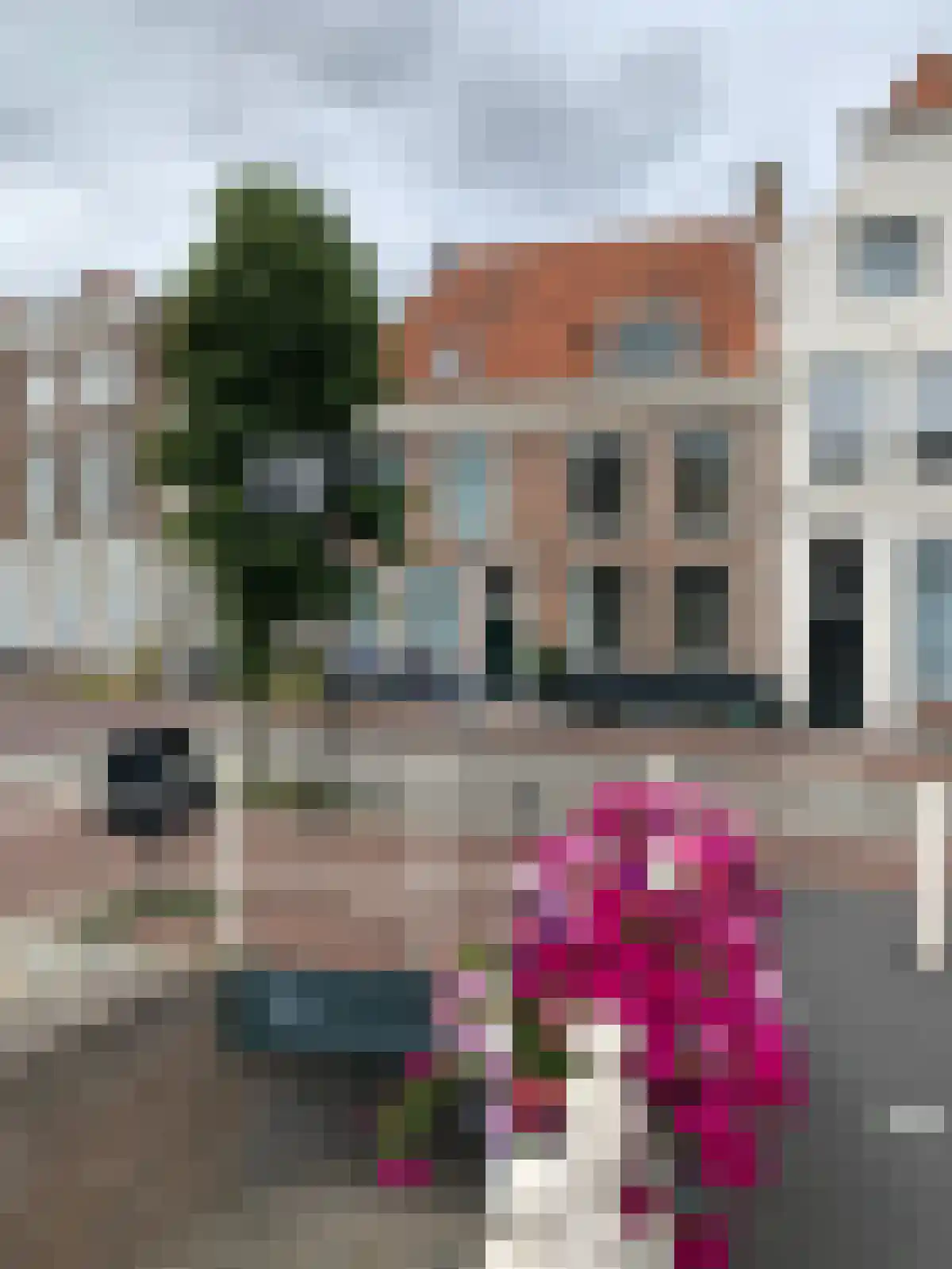 Rouaansekaai 1 in Middelburg