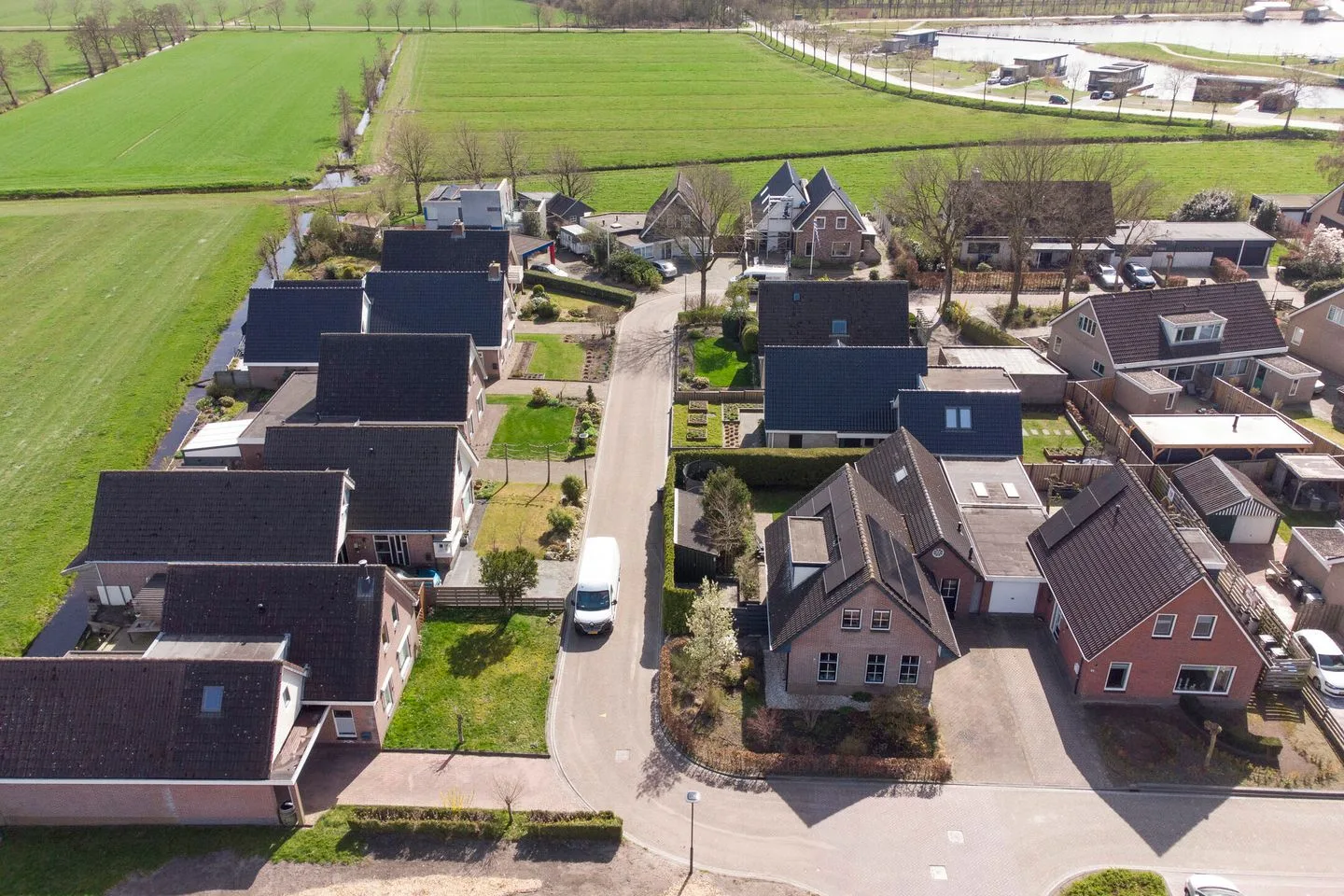 Roundeel 29 Oudega thumbnail 44