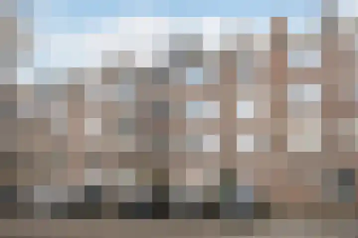 Royaardsplein 94 in Schiedam