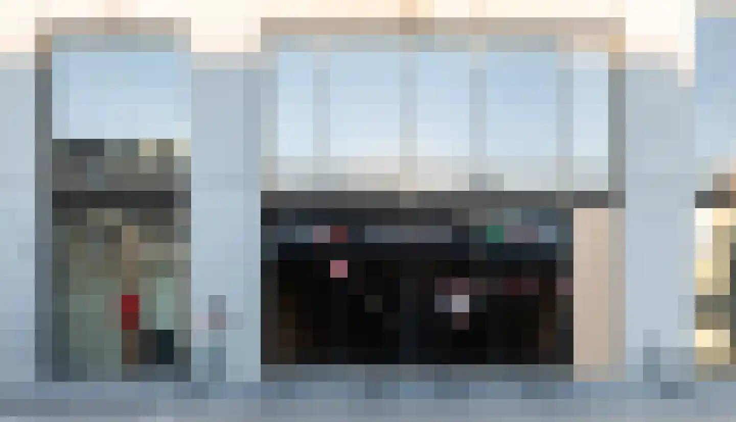 Royal Norfolk Plein Helmond thumbnail 6
