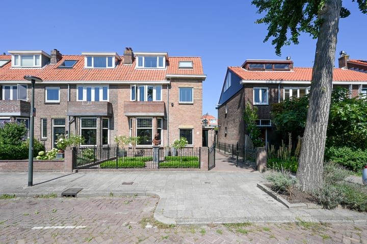 Rozenlaan 13 en Vlaardingen foto