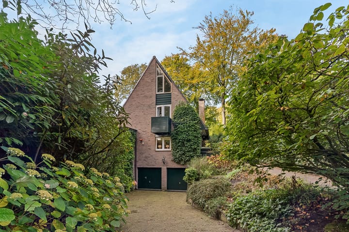 Rozenlaantje 24 in Laren foto