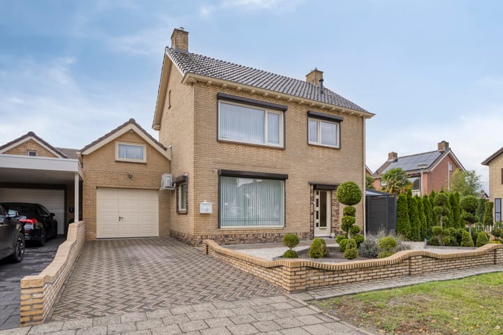 Rozenstraat 33 in St. Willebrord Foto