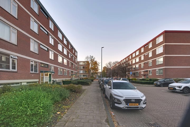 Ruigoord 112 in Rotterdam foto