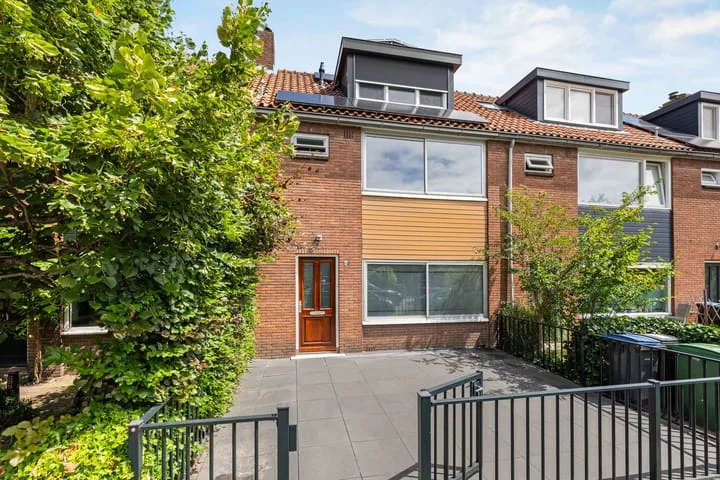 Ruischenstein 8 in Amstelveen